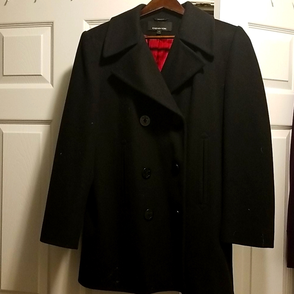 Jones New York size 6 wool peacoat